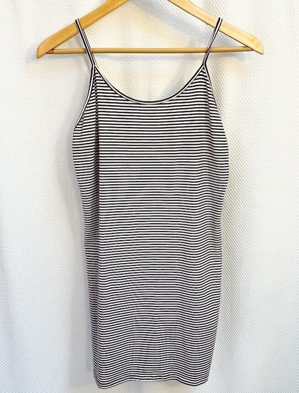 Forever 21 Women's Form Fitting Spaghetti Strap Mini Dress Size Large